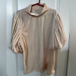 Free people light pink velvet top NWT